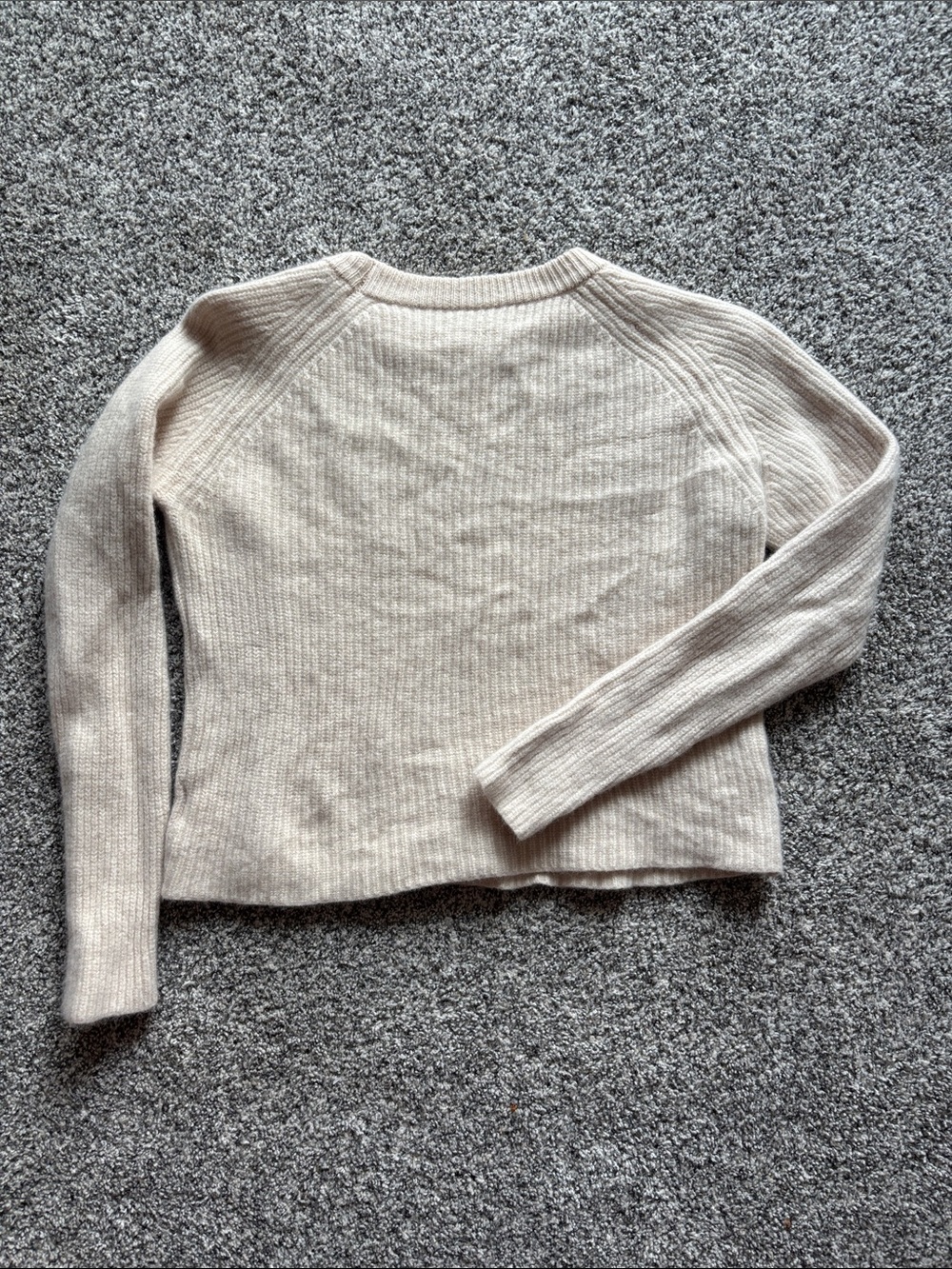 Wool sweater - Picture 2 of 3
